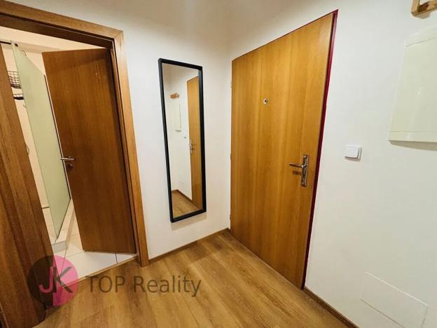 Pronájem bytu 1+1, Praha - Žižkov, Husitská, 34 m2