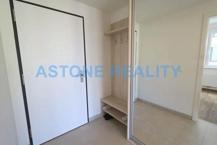 Pronájem bytu 2+kk, Praha - Vysočany, Smržových, 61 m2