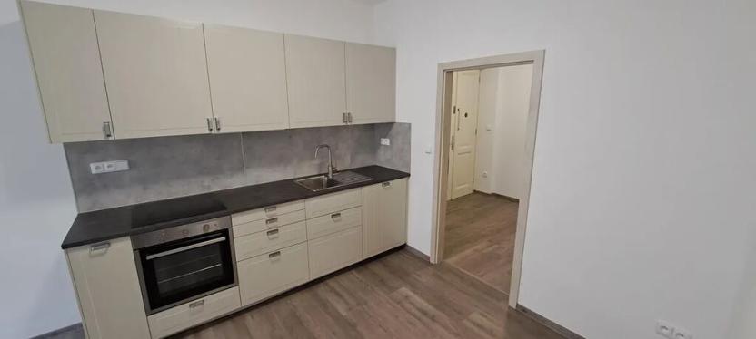 Pronájem bytu 2+1, Praha - Krč, U strže, 91 m2