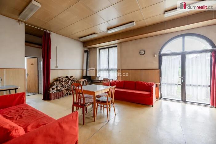 Prodej ubytování, Valeč, 43069 m2