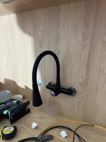 Pronájem garážového stání, Brno, Cejl, 17 m2