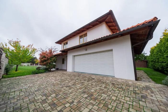 Prodej vily, Jesenice, Jiřinková, 330 m2