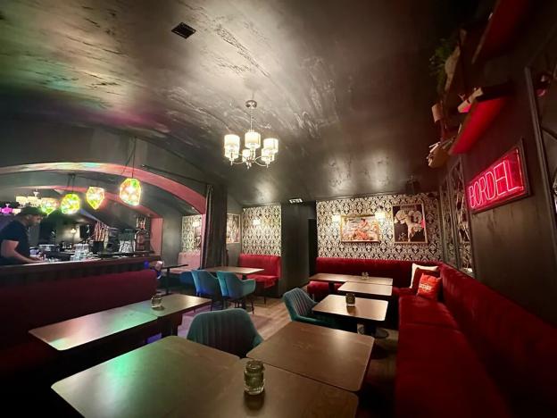 Pronájem restaurace, Praha - Nové Město, Ječná, 326 m2