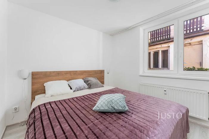 Pronájem bytu 2+1, Uherské Hradiště, U Cihelny, 63 m2