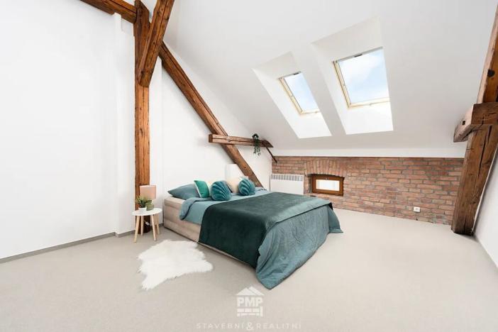 Pronájem bytu 2+kk, Znojmo, Havlíčkova, 69 m2