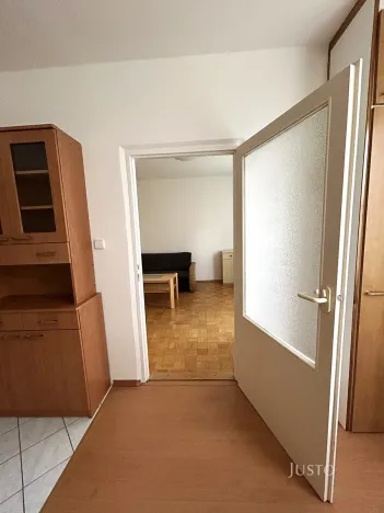 Pronájem bytu 1+1, Písek, Otavská, 35 m2