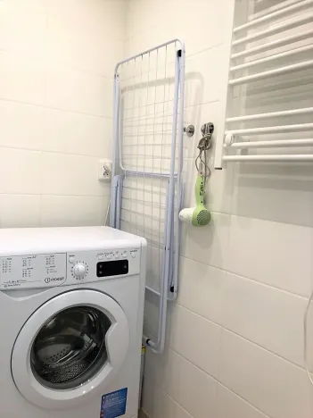 Pronájem bytu 1+kk, Praha, Slezská, 30 m2