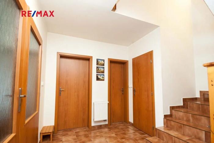 Prodej rodinného domu, Obříství, Svatopluka Čecha, 300 m2