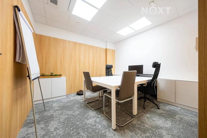 Pronájem obchodního prostoru, Pardubice, Na Spravedlnosti, 200 m2