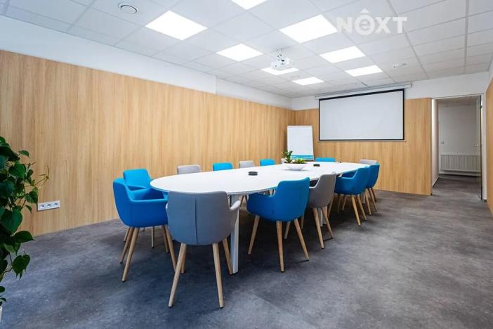 Pronájem obchodního prostoru, Pardubice, Na Spravedlnosti, 200 m2