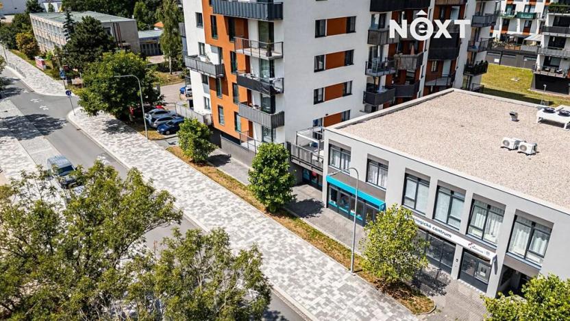 Prodej obchodního prostoru, Pardubice, Na Spravedlnosti, 200 m2