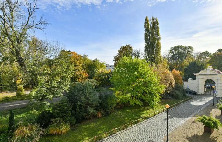 Pronájem bytu 1+kk, Praha - Bubeneč, Mlýnská, 53 m2