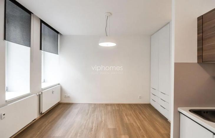Pronájem bytu 2+kk, Praha - Vinohrady, Lucemburská, 50 m2