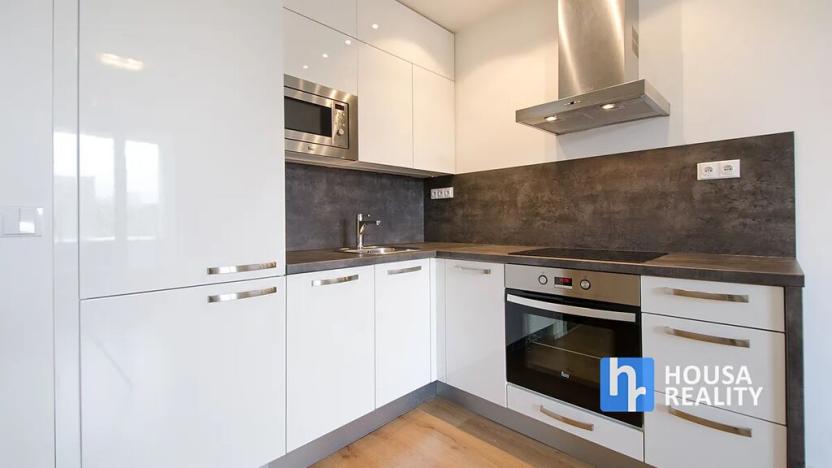 Pronájem bytu 2+kk, Praha - Hlubočepy, Geologická, 41 m2