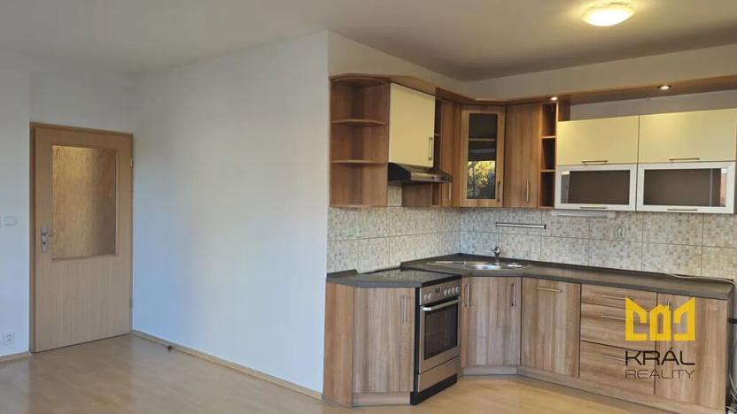 Pronájem bytu 2+kk, Jesenice, Cedrová, 225 m2