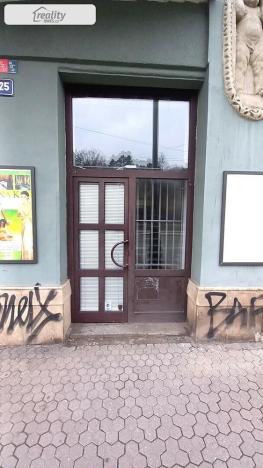 Pronájem obchodního prostoru, Praha - Libeň, Sokolovská, 23 m2