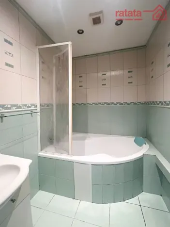 Pronájem bytu 2+1, Chomutov, Dřínovská, 59 m2