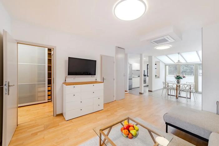 Pronájem bytu 3+kk, Praha - Karlín, Pernerova, 100 m2