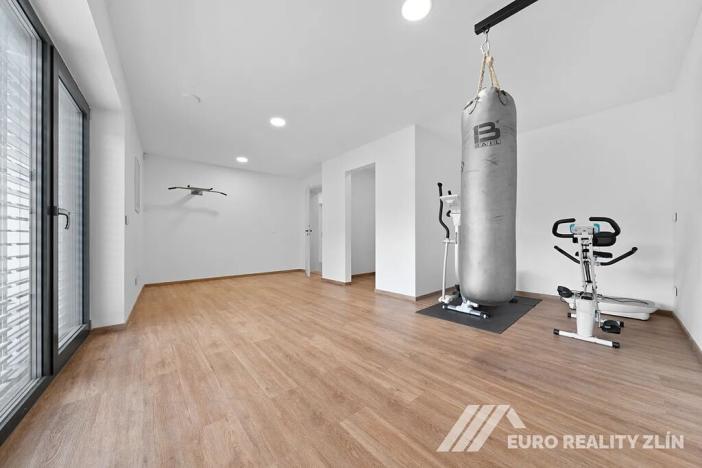 Prodej rodinného domu, Zlín, Mezihoří, 350 m2