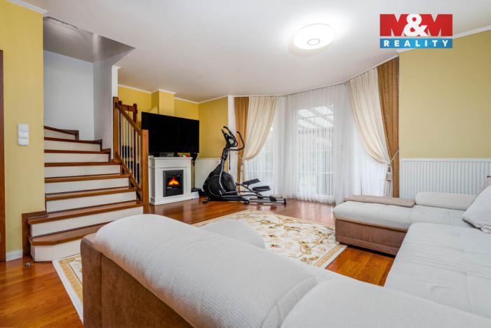 Prodej rodinného domu, Hostivice, náměstí Jana IV. z Dražic, 150 m2