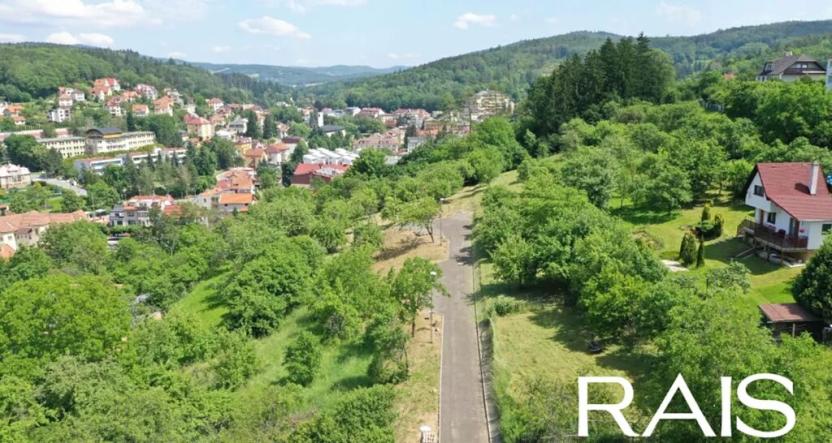 Prodej pozemku pro bydlení, Luhačovice, 1846 m2