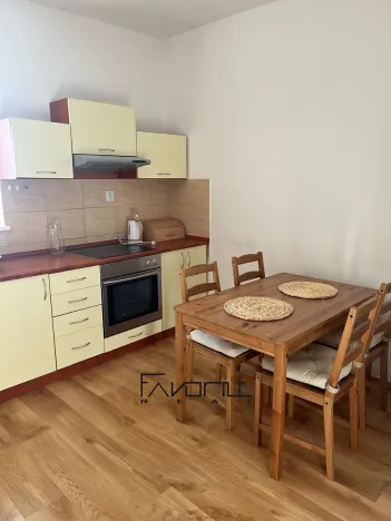 Pronájem bytu 1+1, Ostrava, Korunní, 53 m2