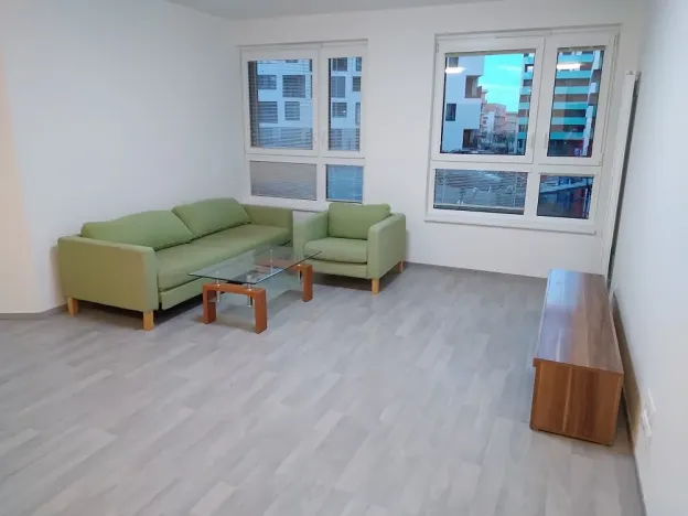 Pronájem kanceláře, Praha - Žižkov, Olgy Havlové, 71 m2