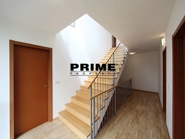 Pronájem rodinného domu, Praha - Nebušice, Nebušická, 260 m2