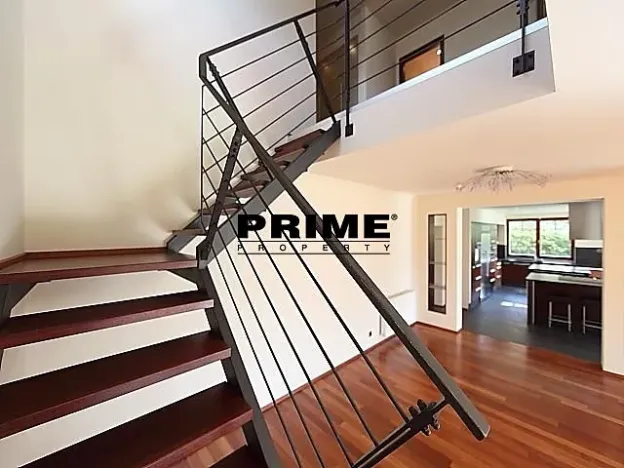 Pronájem rodinného domu, Průhonice, Pod Valem II., 320 m2