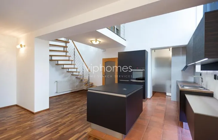 Pronájem vily, Praha - Stodůlky, Za Mototechnou, 210 m2