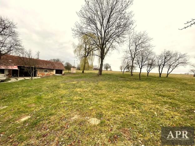 Prodej rodinného domu, Svárov, 200 m2