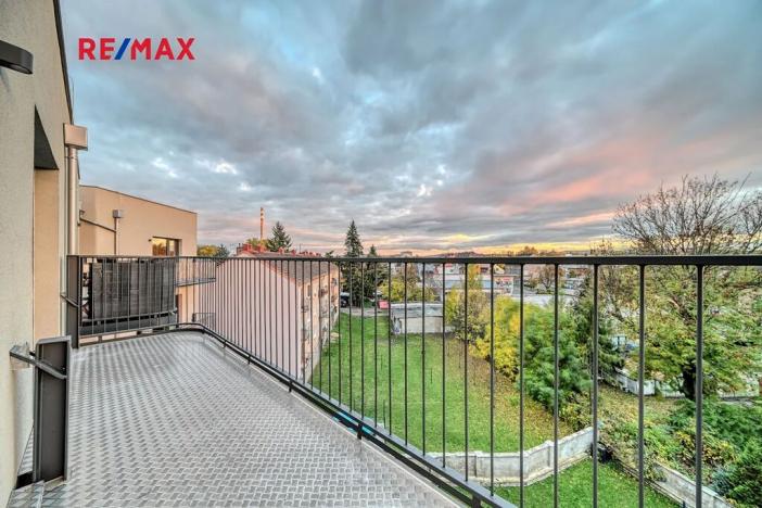 Pronájem bytu 2+kk, Kolín, Zengrova, 43 m2