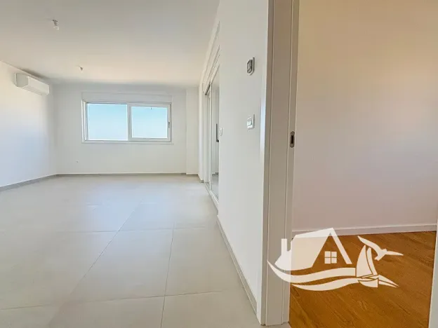 Prodej bytu 4+kk, Novalja, Chorvatsko, 78 m2