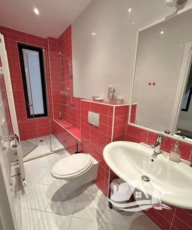 Prodej vily, Makarska, Chorvatsko, 360 m2