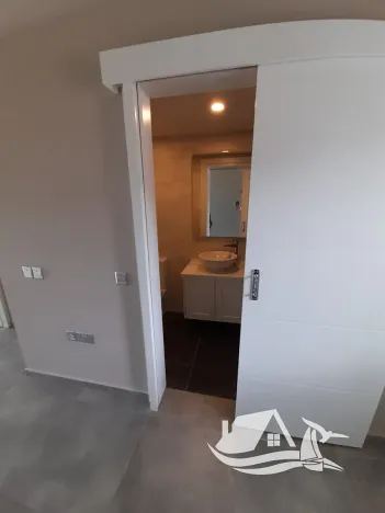 Prodej bytu 2+1, Agios Amvrosios Keryneias, Kypr, 75 m2