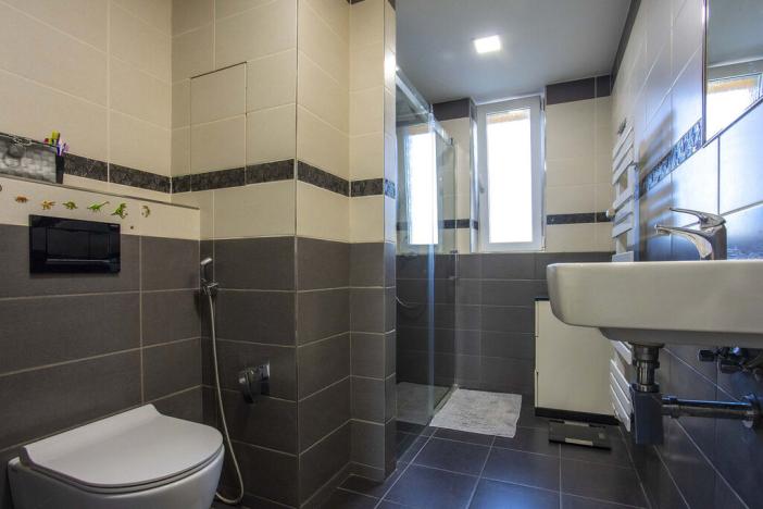 Prodej bytu 3+1, Pardubice - Zelené Předměstí, Čihákova, 138 m2