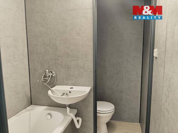 Pronájem bytu 1+1, Ústí nad Labem - Neštěmice, Na Výšině, 42 m2