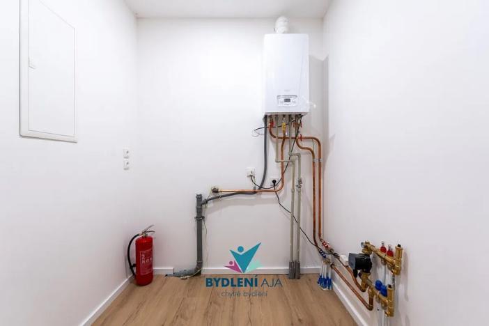 Prodej rodinného domu, Bystřany, 284 m2