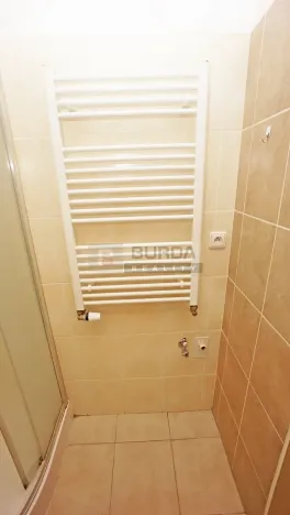 Pronájem bytu 1+kk, Neratovice, 26 m2