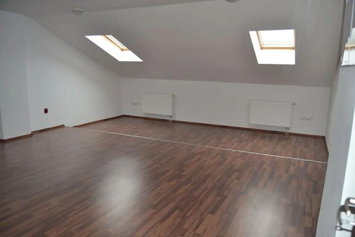 Prodej obchodního prostoru, Brno, Soběšická, 195 m2