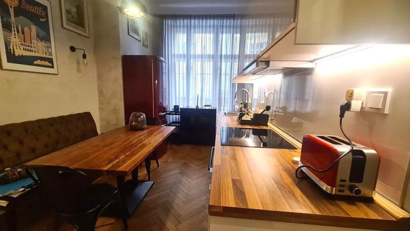 Pronájem bytu 2+1, Praha - Nové Město, Na výtoni, 85 m2