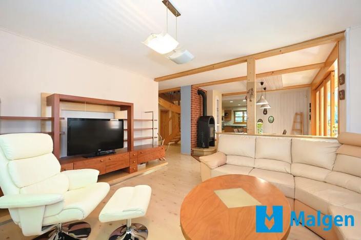 Prodej rodinného domu, Chrášťany, V Zahradách, 213 m2