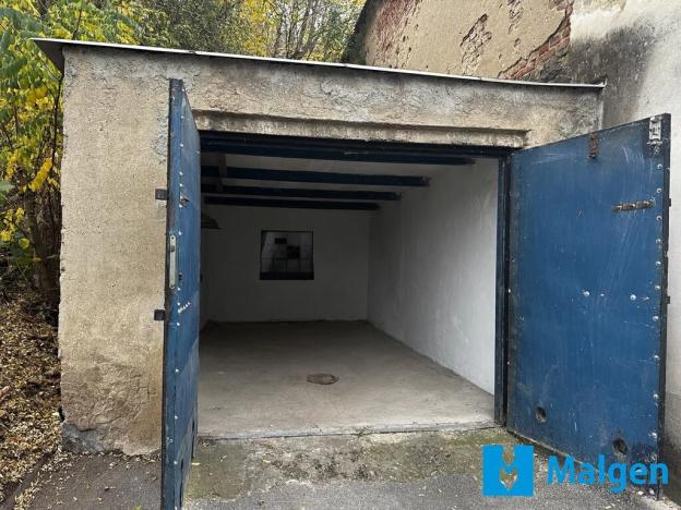 Prodej garáže, Praha - Hodkovičky, Pod kopcem, 22 m2