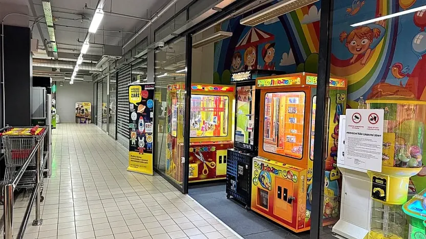 Pronájem obchodního prostoru, Brno, náměstí Svobody, 13 m2