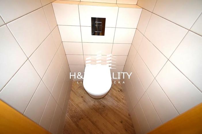 Pronájem obchodního prostoru, Praha - Malá Strana, Malostranské náměstí, 210 m2