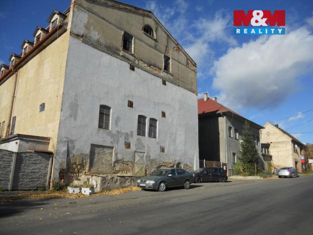 Prodej obchodního prostoru, Hředle, 1805 m2