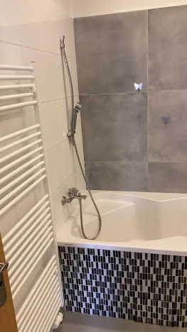 Pronájem bytu 2+1, Turnov, Krajířova, 98 m2