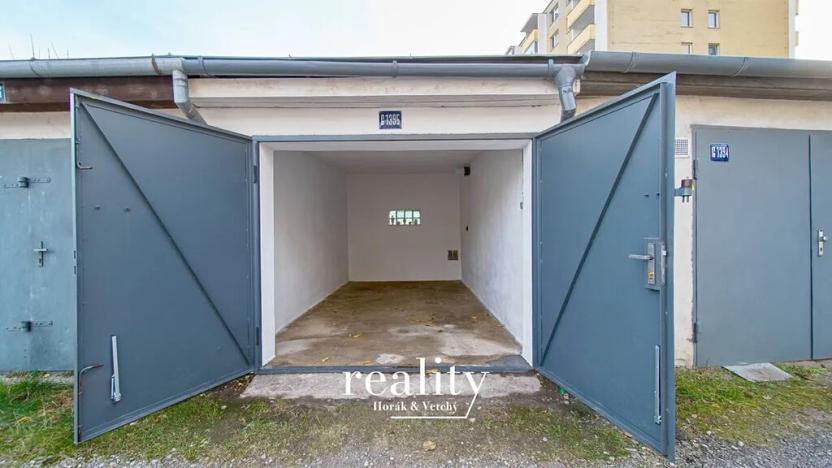 Pronájem garáže, Znojmo, Sokolovská, 18 m2