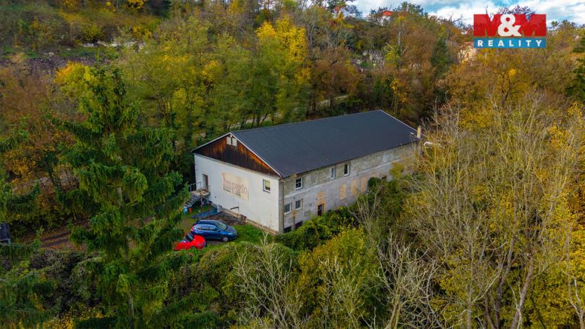 Prodej obchodního prostoru, Krnsko, 700 m2