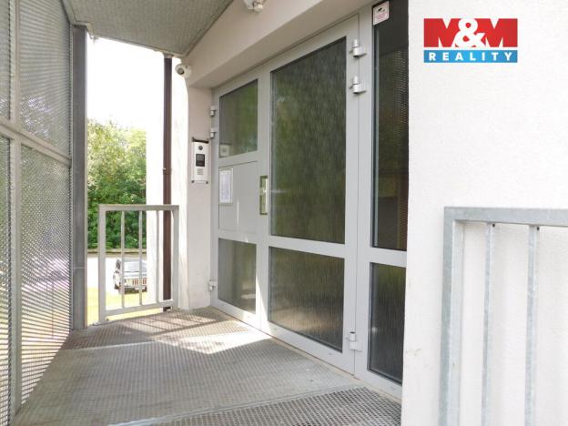 Pronájem bytu 1+kk, Jablonec nad Nisou, Na Vršku, 27 m2